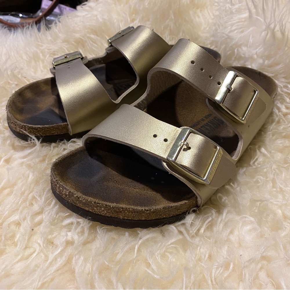 Birkenstock Metallic Gold arizona two strap Sandals 36/6